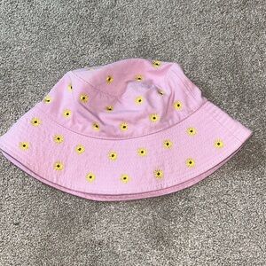 light purple bucket hat with yellow flowers